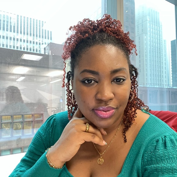 Meet your Posher, Stacy - Picture 1 of 1